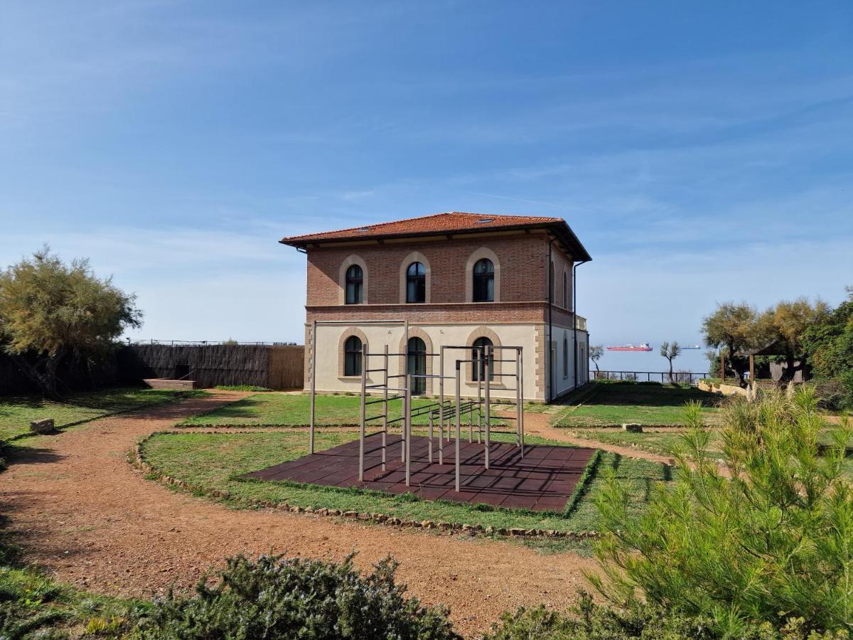 Cala Dei Mori Aparthotel Ливорно Екстериор снимка