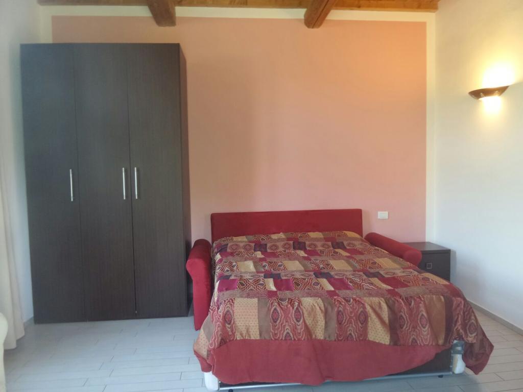 Cala Dei Mori Aparthotel Ливорно Екстериор снимка